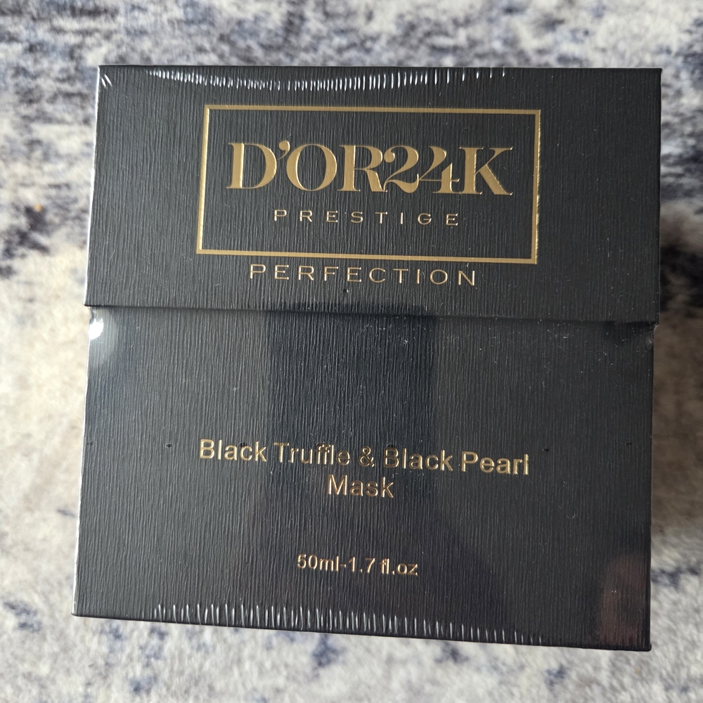 D'OR24K Black Truffle & Black Pearl Mask